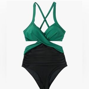 Cupshe Green and Black Swimsuit